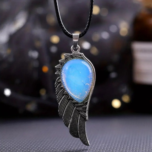 Angel Wing Natural Stone Crystal Gemstone Pendant Necklace - Picture 14 of 14
